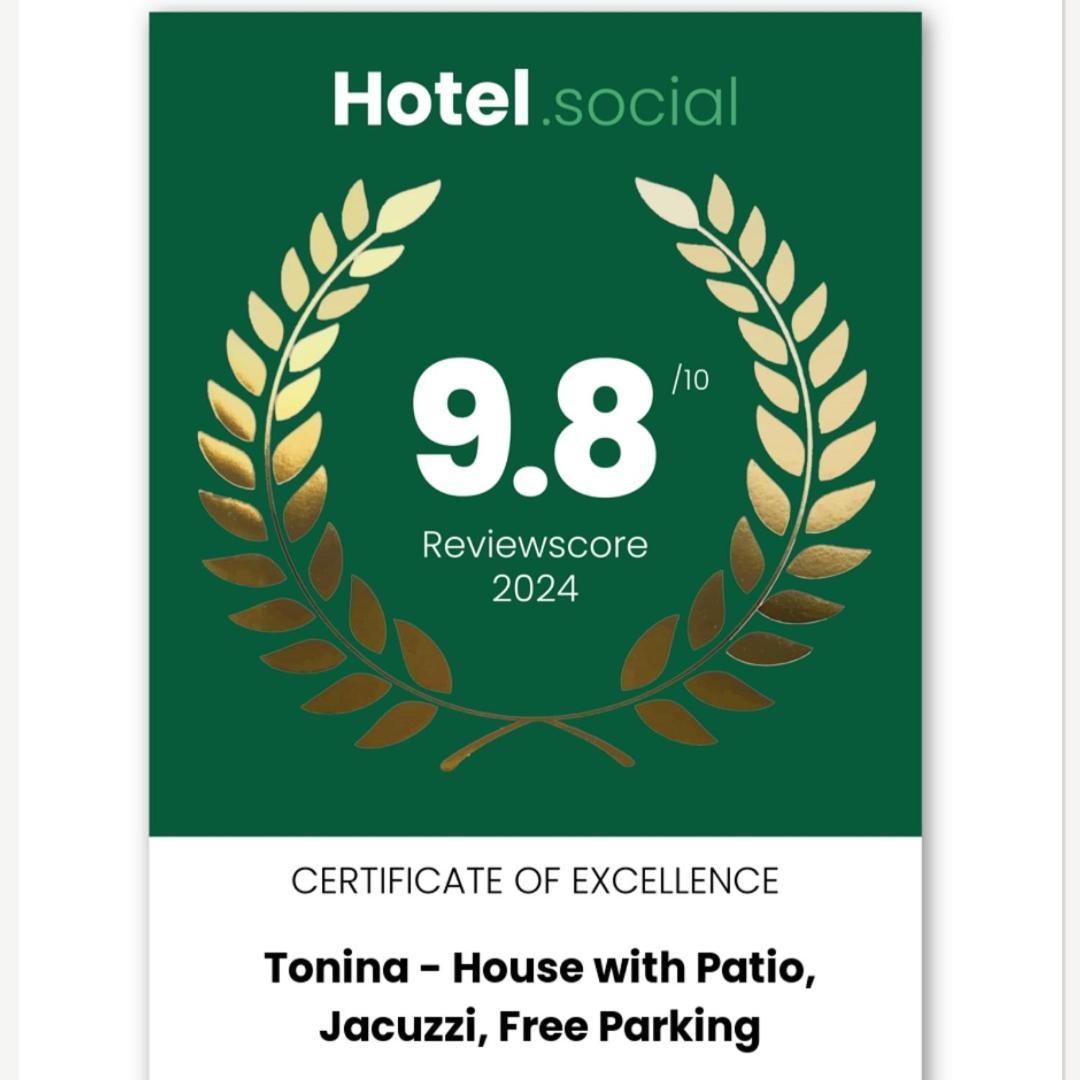 スプリトTonina - House With Terrace, Jacuzzi, Free Parkingアパートメント エクステリア 写真
